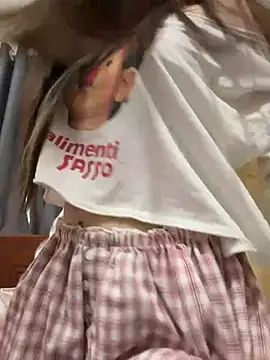 Quynhbabysexy online show from July 19, 2026, 6:17 am