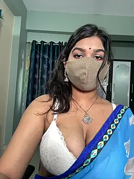 Snapshot of Lisa_afreen chatting on June 22, 2026, 11:18 am Lisa afreen online show from June 22, 2026, 11:18 am