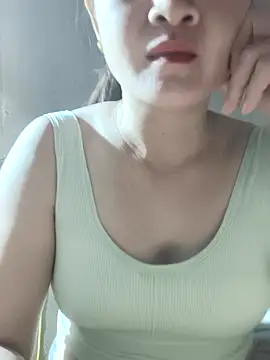 Snapshot of Paul-paul11 chatting on October 22, 2025, 12:05 pm Paul-paul11 online show from October 22, 2025, 12:05 pm