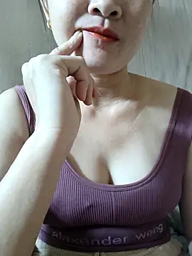 Snapshot of Paul-paul11 chatting on October 24, 2025, 1:35 am Paul-paul11 online show from October 24, 2025, 1:35 am