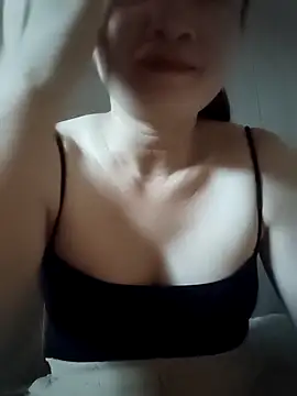 Snapshot of Paul-paul11 chatting on November 9, 2025, 8:34 am Paul-paul11 online show from November 9, 2025, 8:34 am