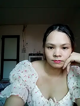 meoow01 online show from October 14, 2025, 8:04 am