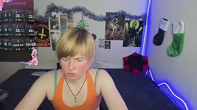 Cattie w  online show from January 9, 2026, 1:19 am