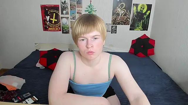 Snapshot of Cattie_w_ chatting on April 11, 2026, 1:21 am Cattie w online show from April 11, 2026, 1:21 am
