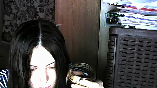 Snapshot of Jarivane chatting on January 7, 2026, 6:21 pm Jarivane online show from January 7, 2026, 6:21 pm