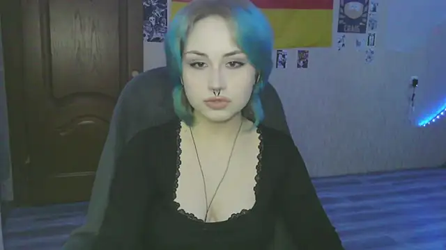 LeisaHopperstad online show from March 2, 2026, 2:13 pm