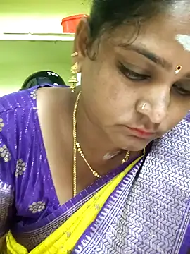 navyasree143 online show from March 3, 2026, 12:17 am