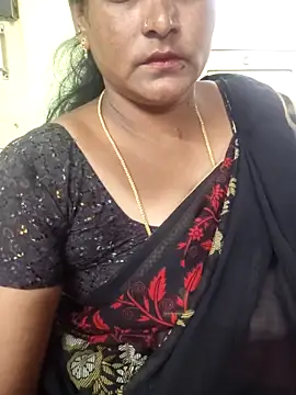 navyasree143 online show from April 26, 2026, 6:44 am
