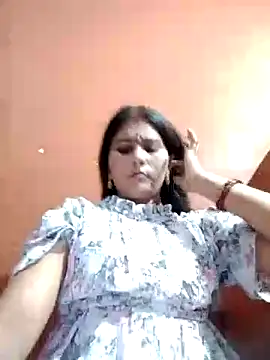 Snapshot of Sapna__wq1 chatting on October 4, 2025, 5:00 pm Sapna wq1 online show from October 4, 2025, 5:00 pm