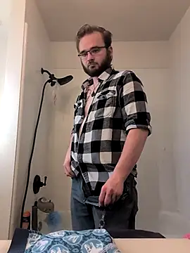 Snapshot of bear8t chatting on November 3, 2025, 4:30 pm bear8t online show from November 3, 2025, 4:30 pm