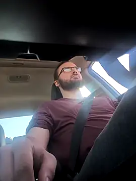 Snapshot of bear8t chatting on November 5, 2025, 4:18 pm bear8t online show from November 5, 2025, 4:18 pm