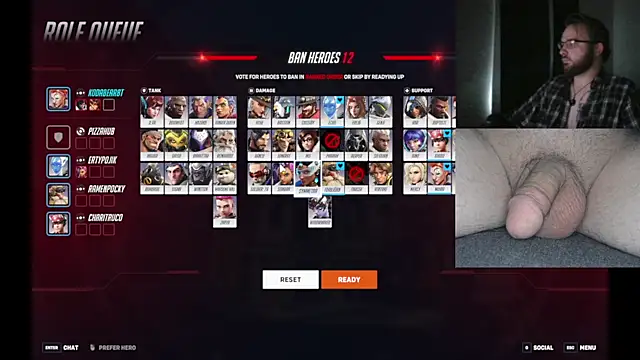 Snapshot of bear8t chatting on November 8, 2025, 6:51 pm bear8t online show from November 8, 2025, 6:51 pm