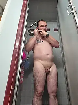 Snapshot of bear8t chatting on July 1, 2026, 7:35 pm bear8t online show from July 1, 2026, 7:35 pm