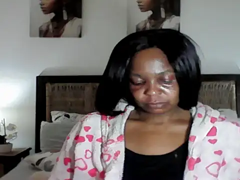 Blacksashaxx online show from June 18, 2026, 7:19 am