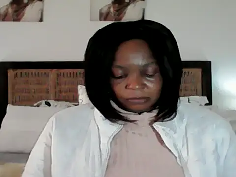 Blacksashaxx online show from June 25, 2026, 7:46 am