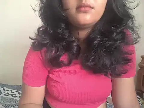 reena 12 online show from November 13, 2025, 4:44 am