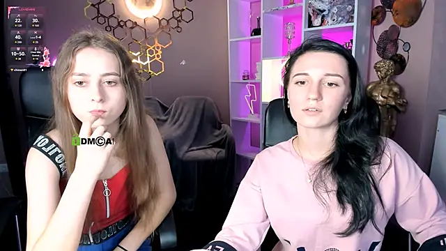 Snapshot of rebecca_smile chatting on October 15, 2025, 7:36 pm rebecca smile online show from October 15, 2025, 7:36 pm