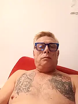 Andyrsdick online show from October 4, 2025, 9:46 pm