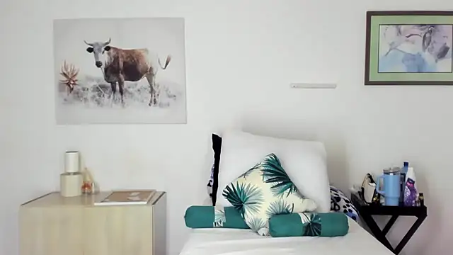 Snapshot of ConnieSmall24 chatting on March 9, 2026, 8:46 pm ConnieSmall24 online show from March 9, 2026, 8:46 pm