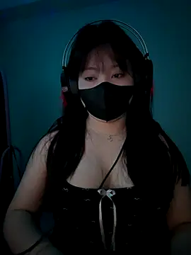 Lilybellle online show from September 25, 2025, 1:15 pm