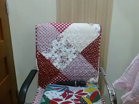 Snapshot of wildJean_Fantasy18x chatting on October 13, 2025, 11:38 pm wildJean Fantasy18x online show from October 13, 2025, 11:38 pm