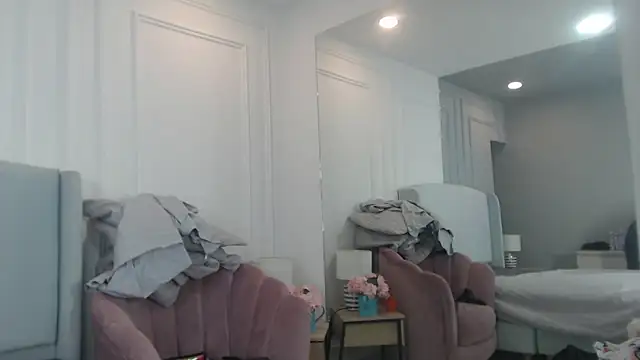 ChantalGarner online show from January 12, 2026, 1:05 pm