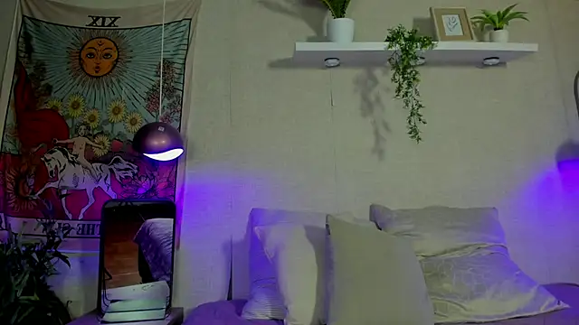 Snapshot of Violeta_dh chatting on October 13, 2025, 1:11 pm Violeta dh online show from October 13, 2025, 1:11 pm