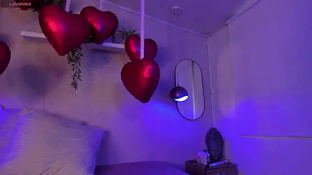 Snapshot of Violeta_dh chatting on February 14, 2026, 12:02 pm Violeta dh online show from February 14, 2026, 12:02 pm