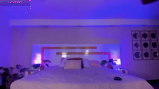 Snapshot of Violeta_dh chatting on February 24, 2026, 12:03 pm Violeta dh online show from February 24, 2026, 12:03 pm