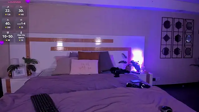 Snapshot of Violeta_dh chatting on March 14, 2026, 11:37 am Violeta dh online show from March 14, 2026, 11:37 am