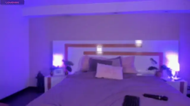 Snapshot of Violeta_dh chatting on March 16, 2026, 11:47 am Violeta dh online show from March 16, 2026, 11:47 am