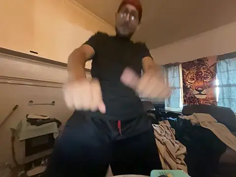 Snapshot of ThrowedWorldWide chatting on February 11, 2026, 8:25 pm ThrowedWorldWide online show from February 11, 2026, 8:25 pm