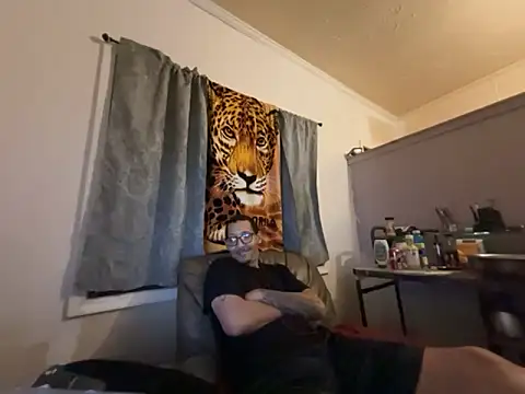 Snapshot of ThrowedWorldWide chatting on March 13, 2026, 2:07 am ThrowedWorldWide online show from March 13, 2026, 2:07 am