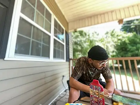 Snapshot of ThrowedWorldWide chatting on April 14, 2026, 7:09 pm ThrowedWorldWide online show from April 14, 2026, 7:09 pm