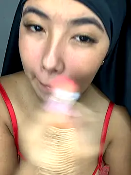 Samara  Amir online show from October 19, 2025, 12:17 pm