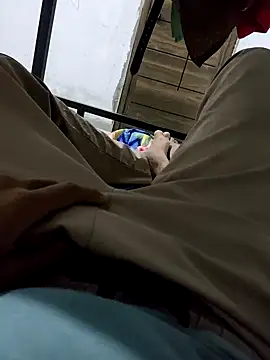 Snapshot of BIG_DICK__BOY chatting on October 21, 2025, 6:19 pm BIG DICK BOY online show from October 21, 2025, 6:19 pm