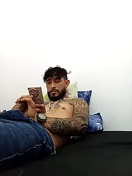 kingbickcockDn online show from November 25, 2025, 2:28 pm