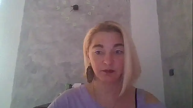 GoldenAngelMilf online show from September 30, 2025, 7:35 am