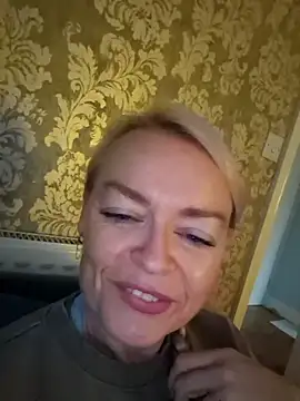 demidelightfulxx online show from October 1, 2025, 7:03 am