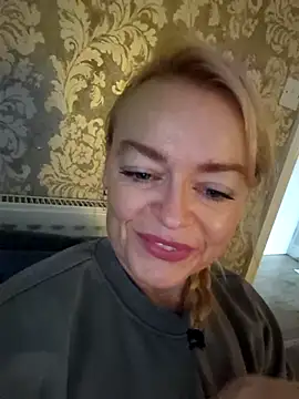 demidelightfulxx online show from October 2, 2025, 7:37 am