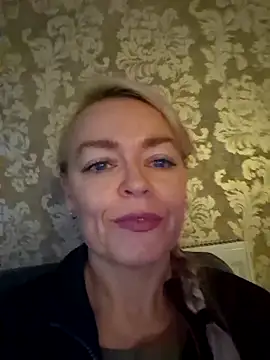 demidelightfulxx online show from October 3, 2025, 6:54 am