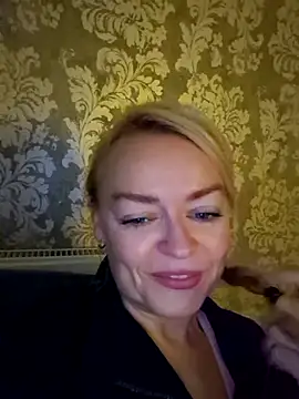 demidelightfulxx online show from October 16, 2025, 7:31 am