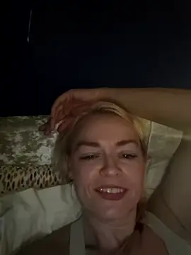 demidelightfulxx online show from November 12, 2025, 7:57 pm