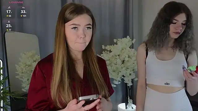 Snapshot of TwixieGuo chatting on October 11, 2025, 4:33 am TwixieGuo online show from October 11, 2025, 4:33 am