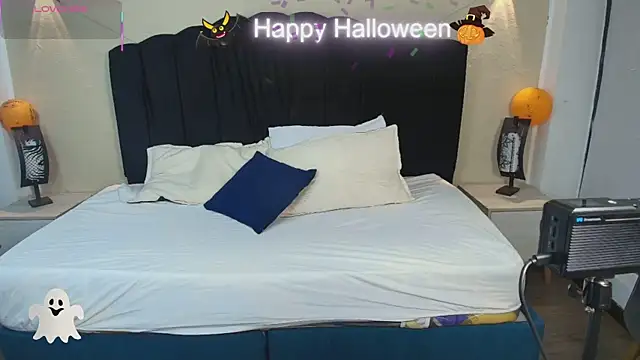 Snapshot of GabySweett_ chatting on November 2, 2025, 1:35 pm GabySweett online show from November 2, 2025, 1:35 pm