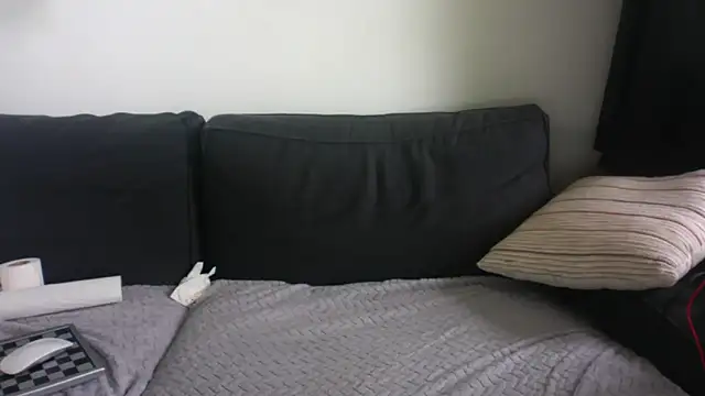 bangzrr3 online show from October 13, 2025, 9:20 am