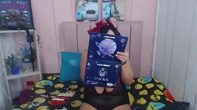 Cassie Lane online show from November 6, 2025, 7:37 pm