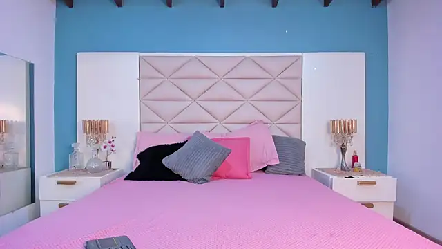 EliDurann online show from November 1, 2025, 11:45 am