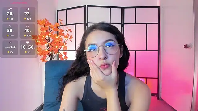 Snapshot of Sweet_pay chatting on October 1, 2025, 12:33 pm Sweet pay online show from October 1, 2025, 12:33 pm