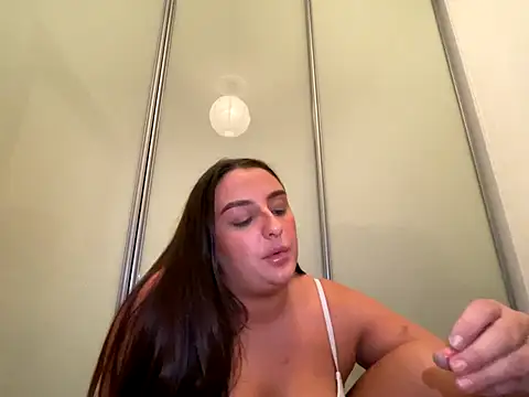 Snapshot of Playfulvixen25 chatting on October 14, 2025, 5:30 am Playfulvixen25 online show from October 14, 2025, 5:30 am